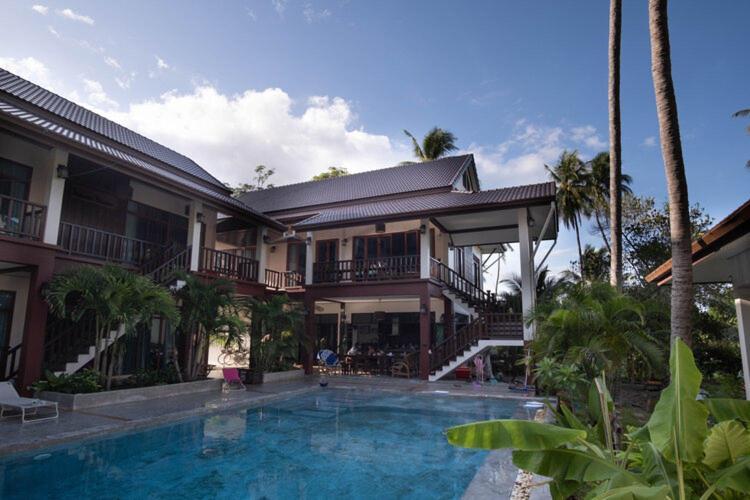 Homestay Coconut Tree Ban Wa Thon